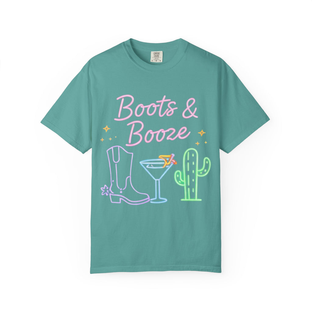 Country Giriel Neon Sign Tee-Shirt | Southern Girlie| Boots & Booze Graphic