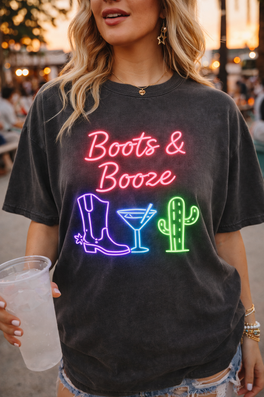 Country Giriel Neon Sign Tee-Shirt | Southern Girlie| Boots & Booze Graphic